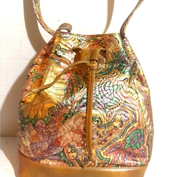 Handmade leather print crossbody bucket  Handbag - Picture 2 of 7